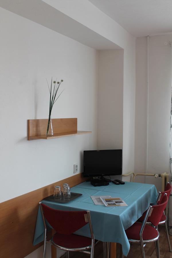 Hostel Turist Zvolen Exteriör bild
