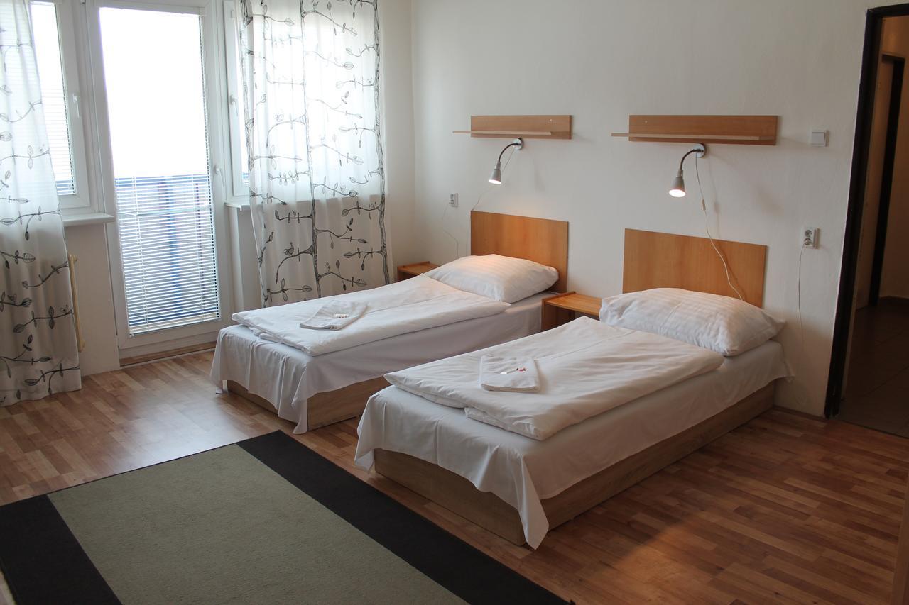 Hostel Turist Zvolen Exteriör bild