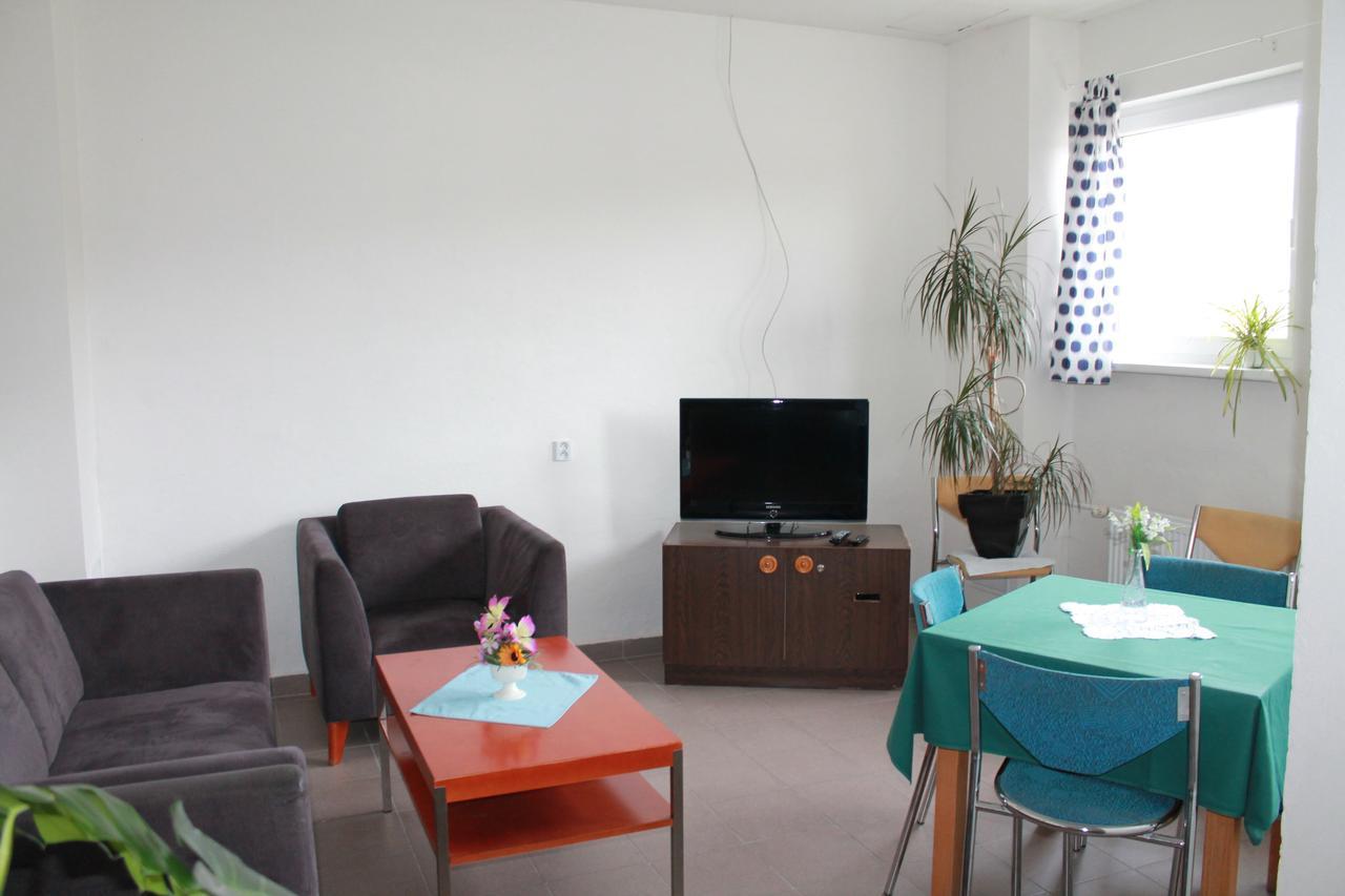Hostel Turist Zvolen Exteriör bild