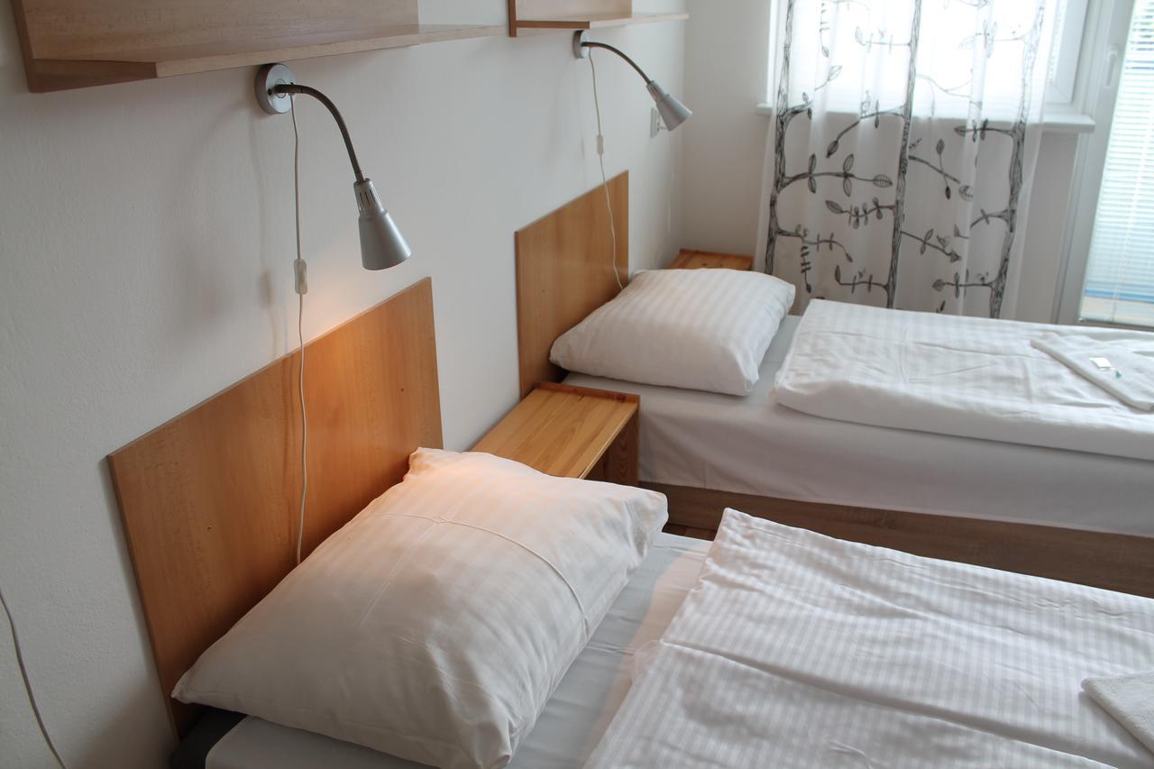 Hostel Turist Zvolen Exteriör bild